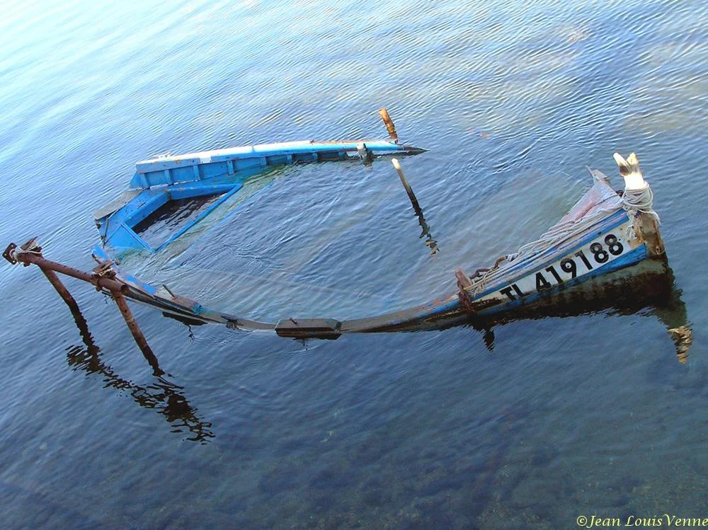 Epaves dans la rade de Toulon