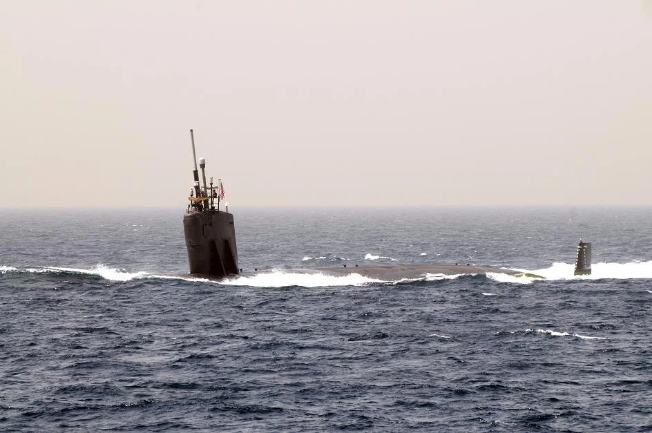 L'USS Hartford après des réparations provisoires