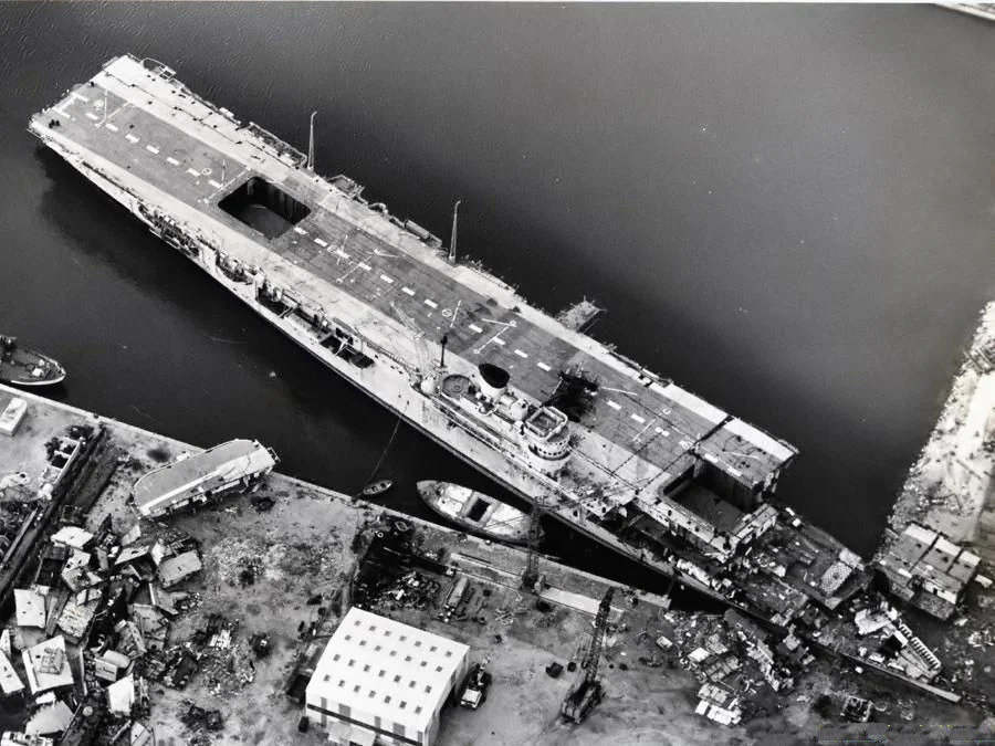 Démolition de l'Arromanches