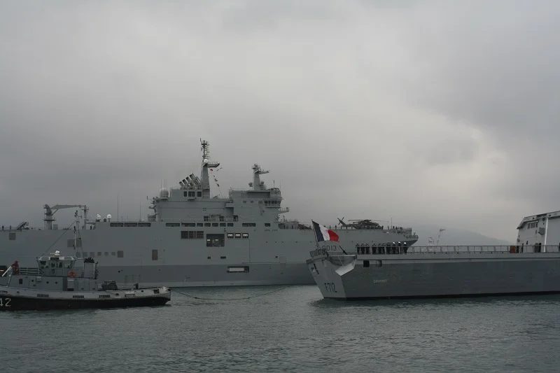 Le Mistral passe devant le Courbet