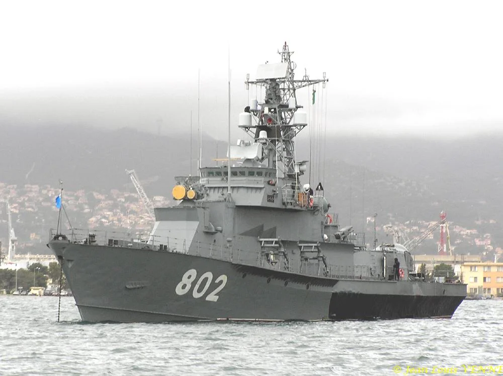 La corvette lance-missiles algérienne Salah Raïs