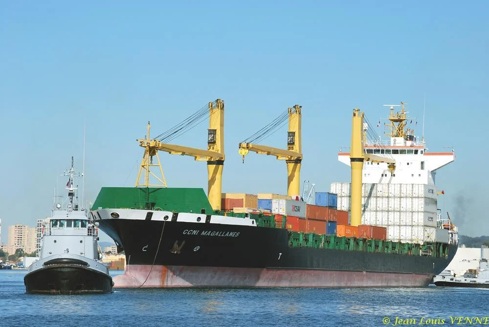 Arrivée à Toulon du porte-conteneurs Magallanes