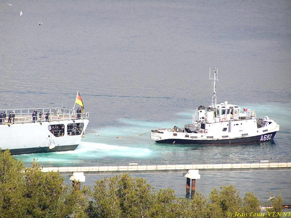La frégate allemande Emden à Toulon