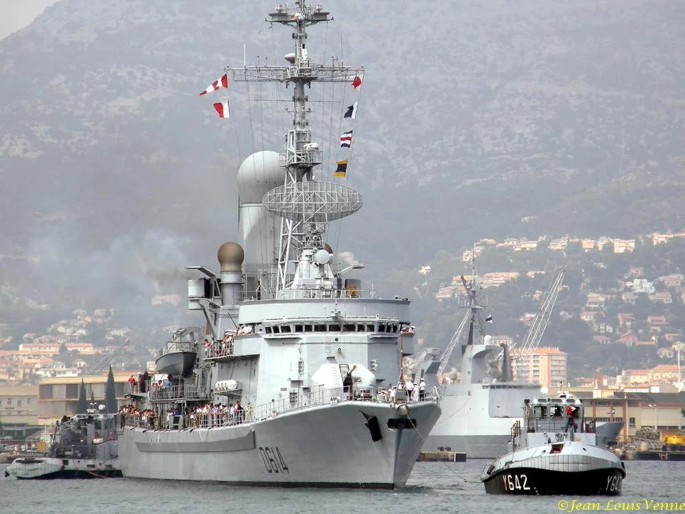 Départ de la frégate Cassard