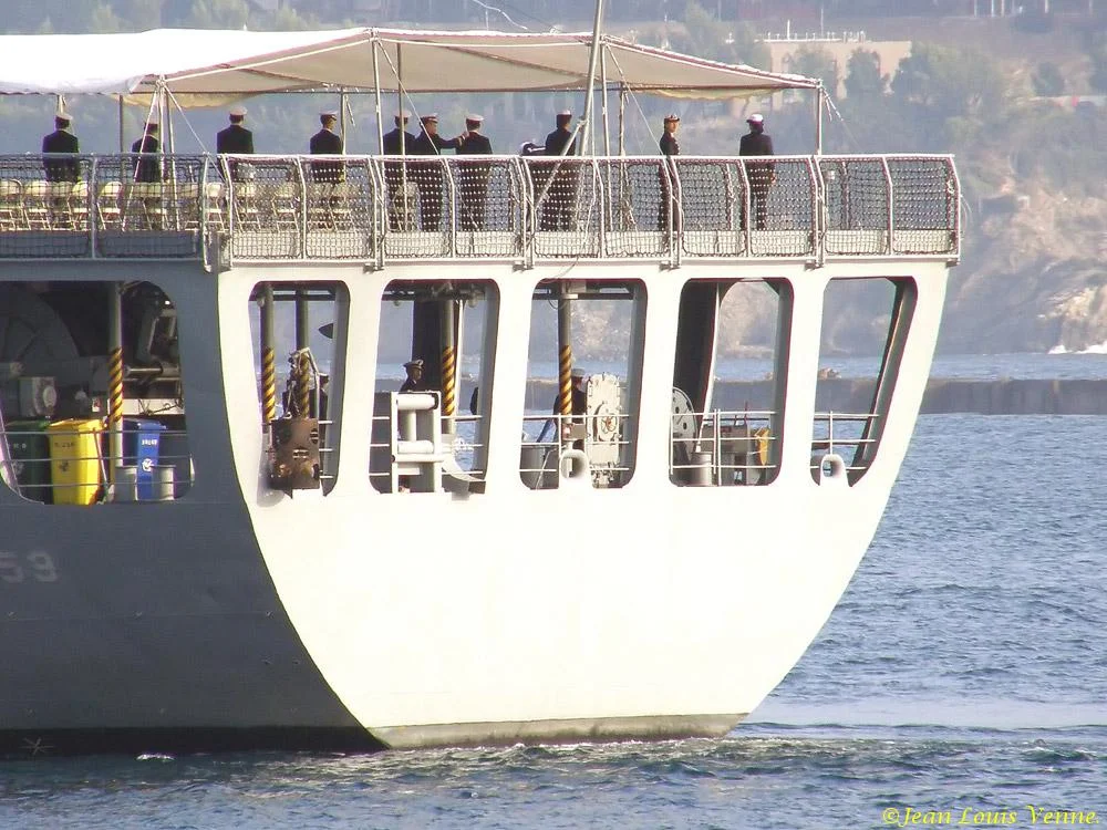 Le pétrolier-ravitailleur HWACHEON