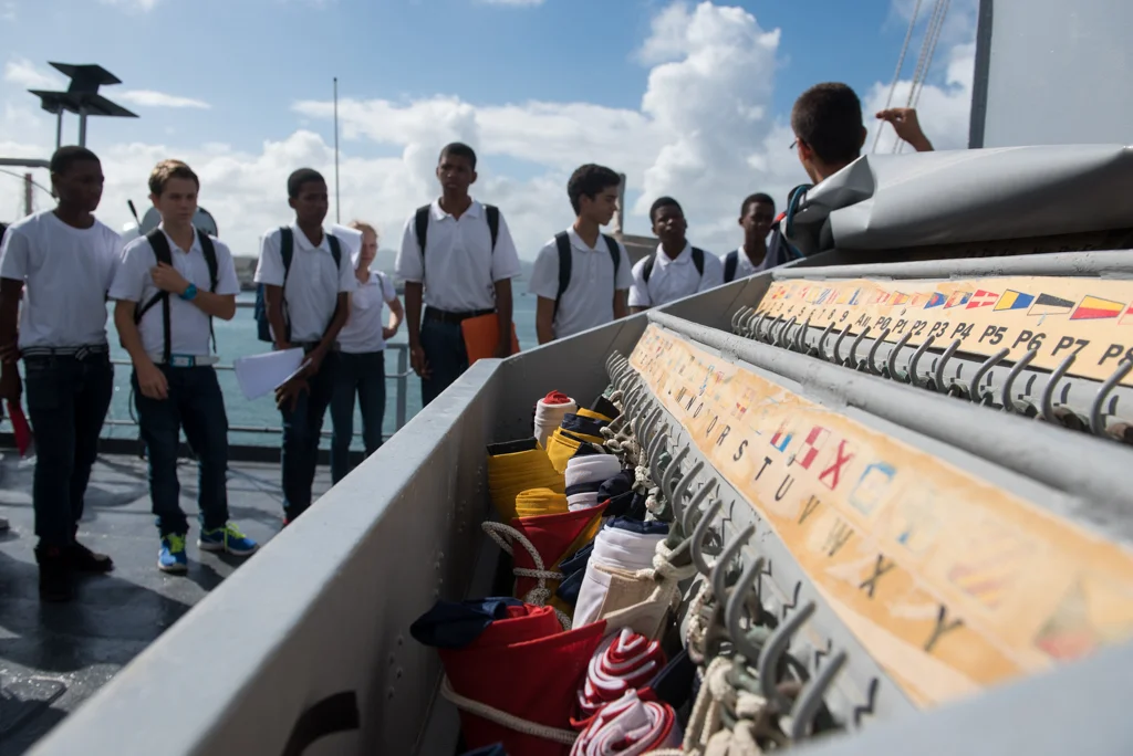 9 collégiens de la commune de Schœlcher à bord du Ventôse
