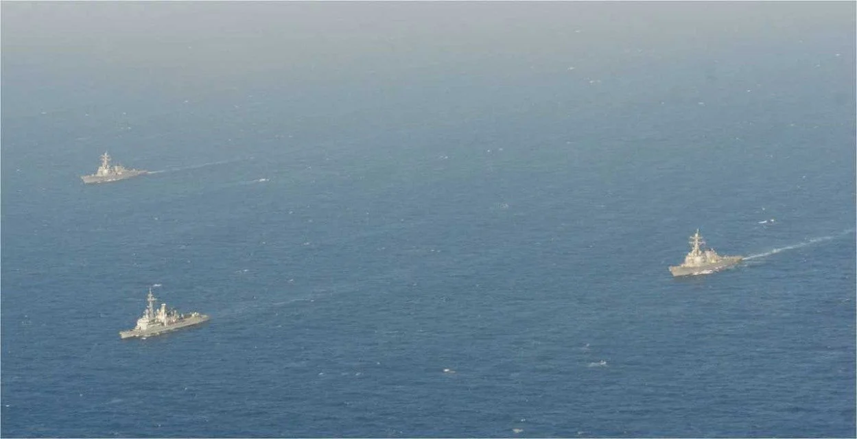 Le Cassard et les destroyers de l’US Navy, le Laboon et le Ross