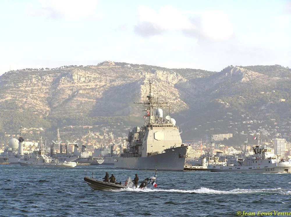 Escale du croiseur USS San Jacinto Ã  Toulon