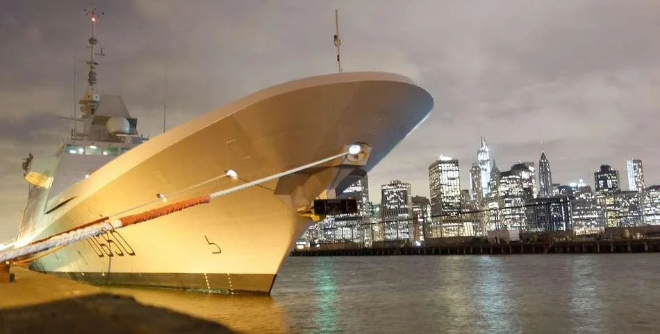 La frégate Aquitaine fait escale à New York