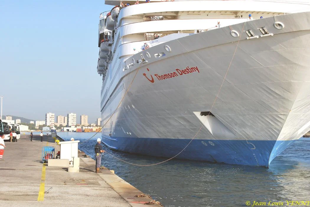 Le paquebot Thomson Destiny fait escale à La Seyne-sur-mer