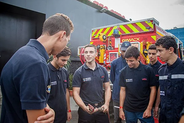 Le bataillon de marins-pompiers de Marseille à la Fiesta des Minots