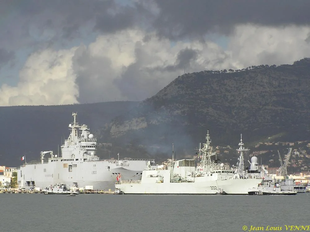 Arrivée à Toulon de la frégate canadienne Ville de Québec