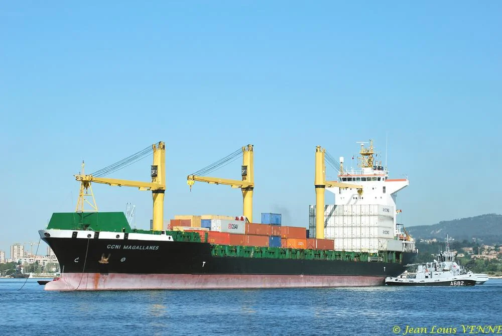 Arrivée à Toulon du porte-conteneurs Magallanes