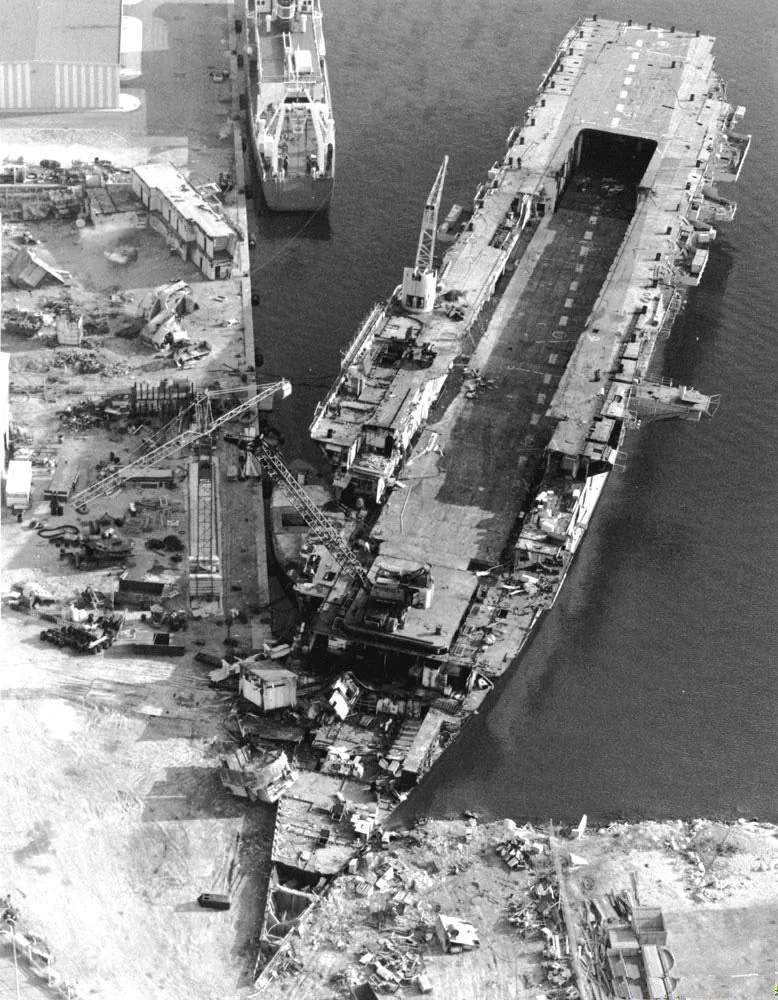 Démolition de l'Arromanches