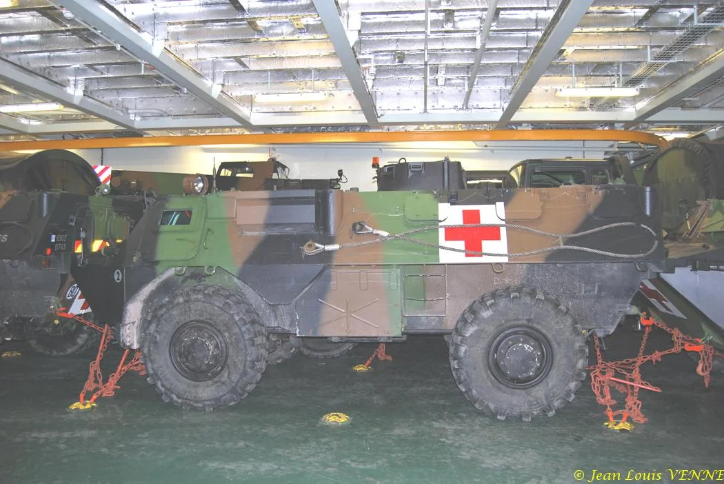 Dans les hangars du Mistral