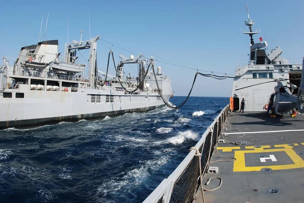 Ravitaillement Ã  la mer