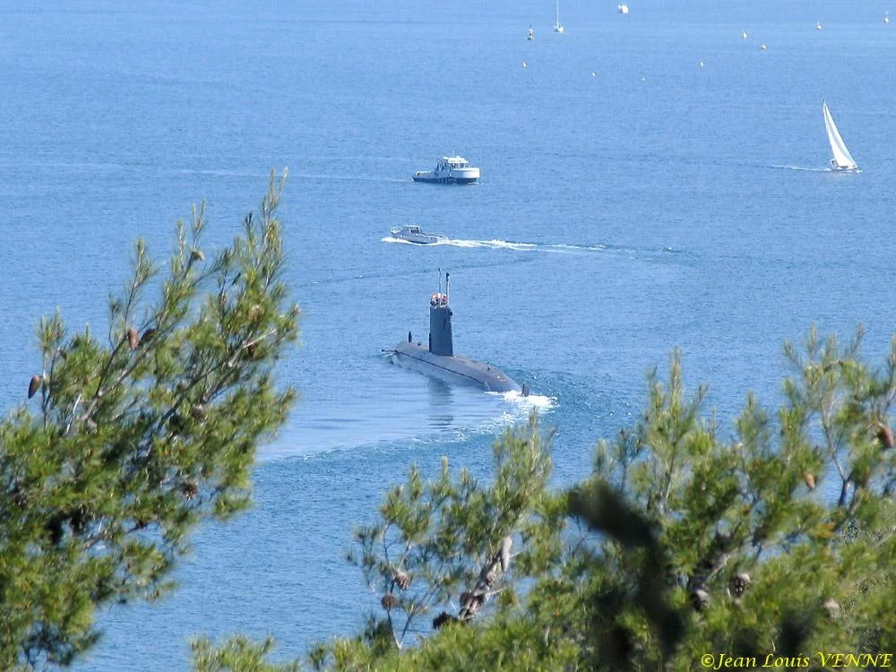 Le Mistral espagnol en rade de Toulon