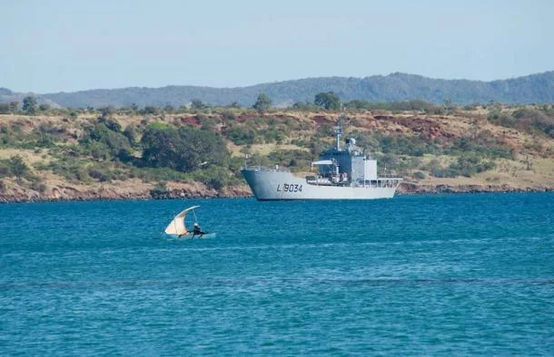 Le La Grandière au large des côtes malgaches