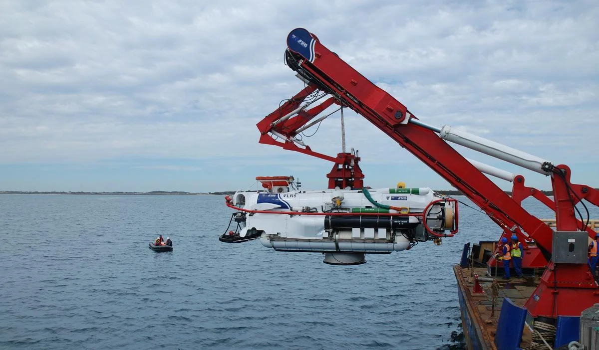 Mise à l'eau du LR-5