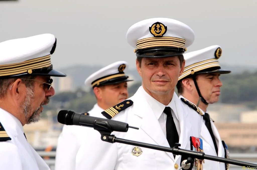 Prise de commandement du BPC Mistral