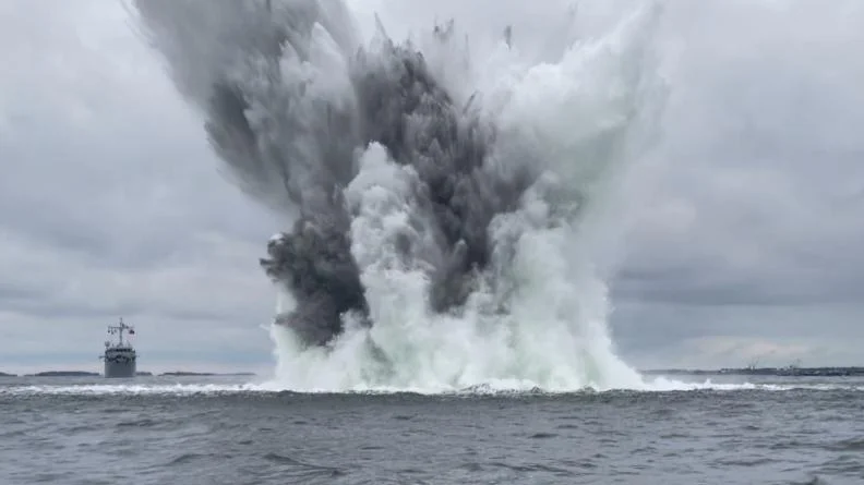Le Croix du Sud pétarde une munition historique