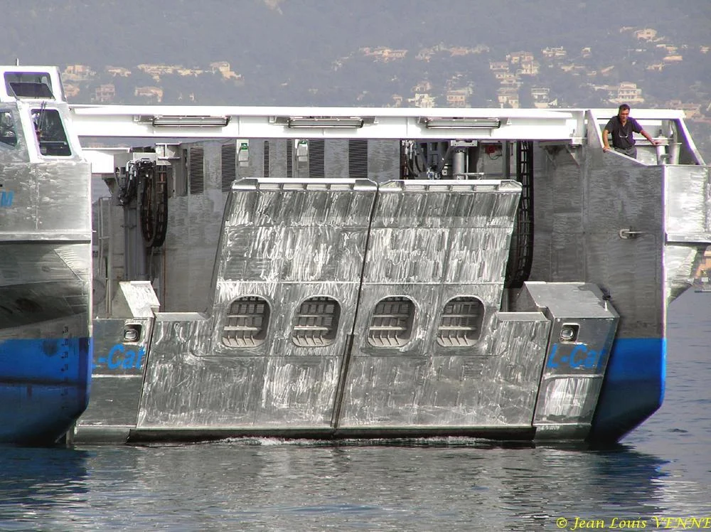 Le nouveau catamaran de débarquement de la CNIM