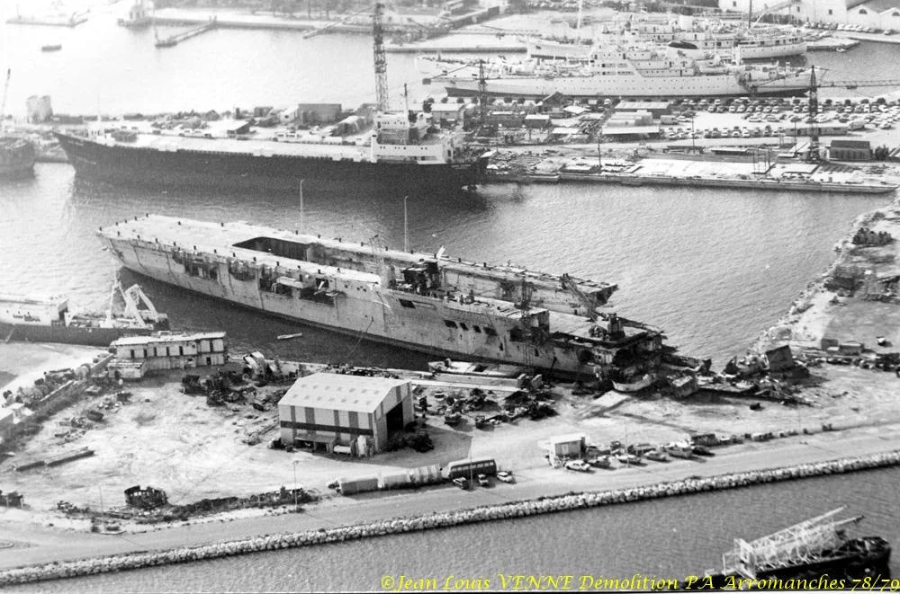 Démolition de l'Arromanches