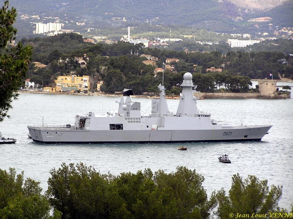 Le Chevalier Paul au moullage dans la baie du Lazaret