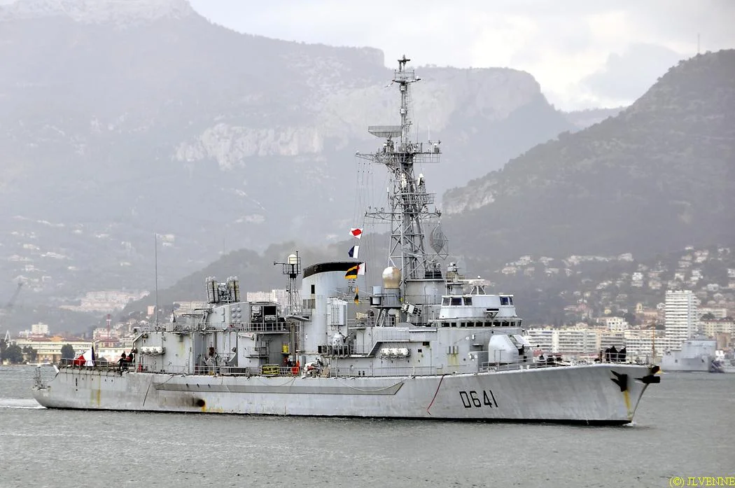 La frégate Dupleix appareille pour la mission Harmattan