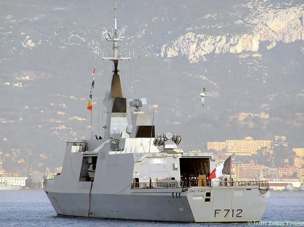 La frégate Courbet rentre du Liban