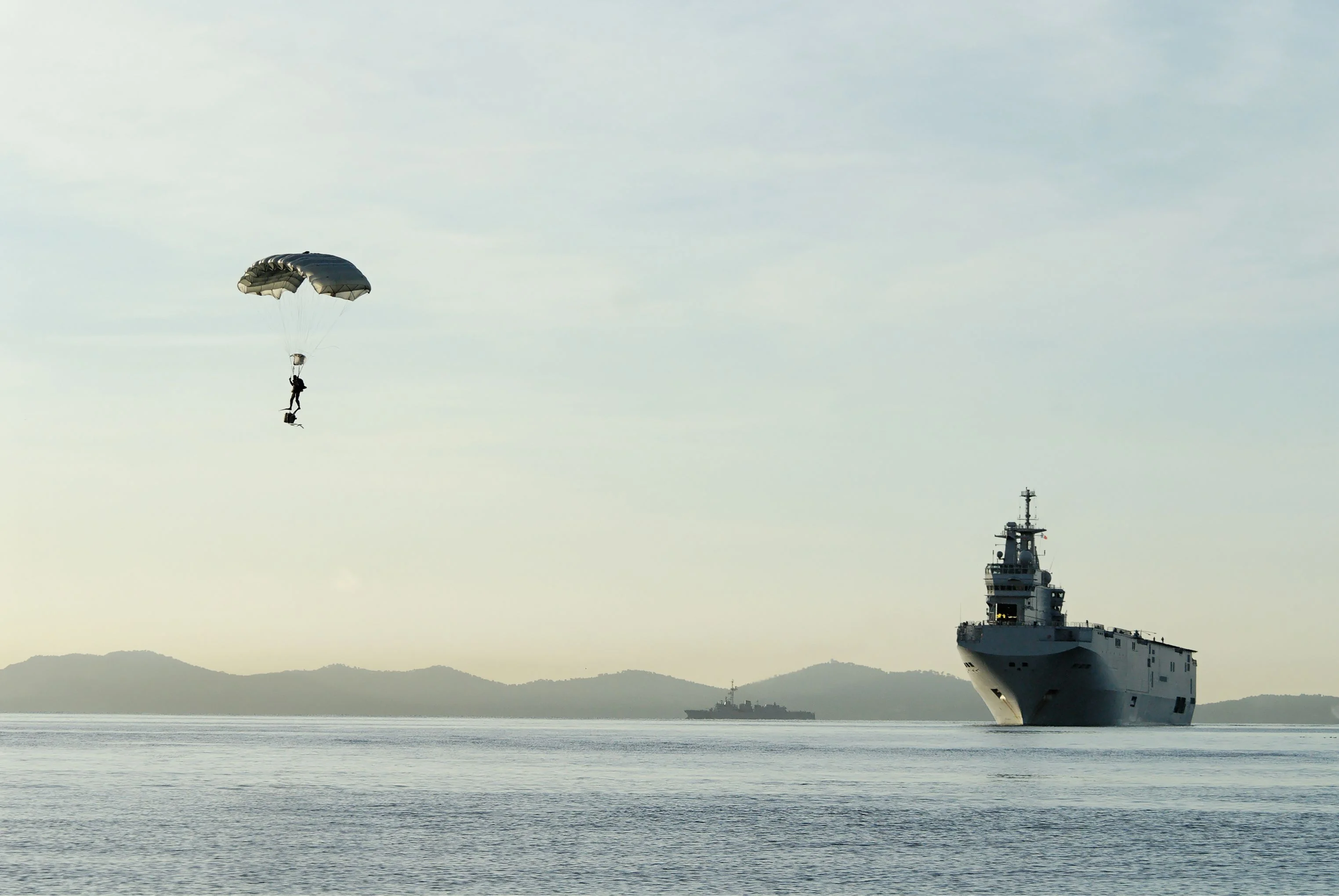 Sécurisation de la plage par les commandos marine
