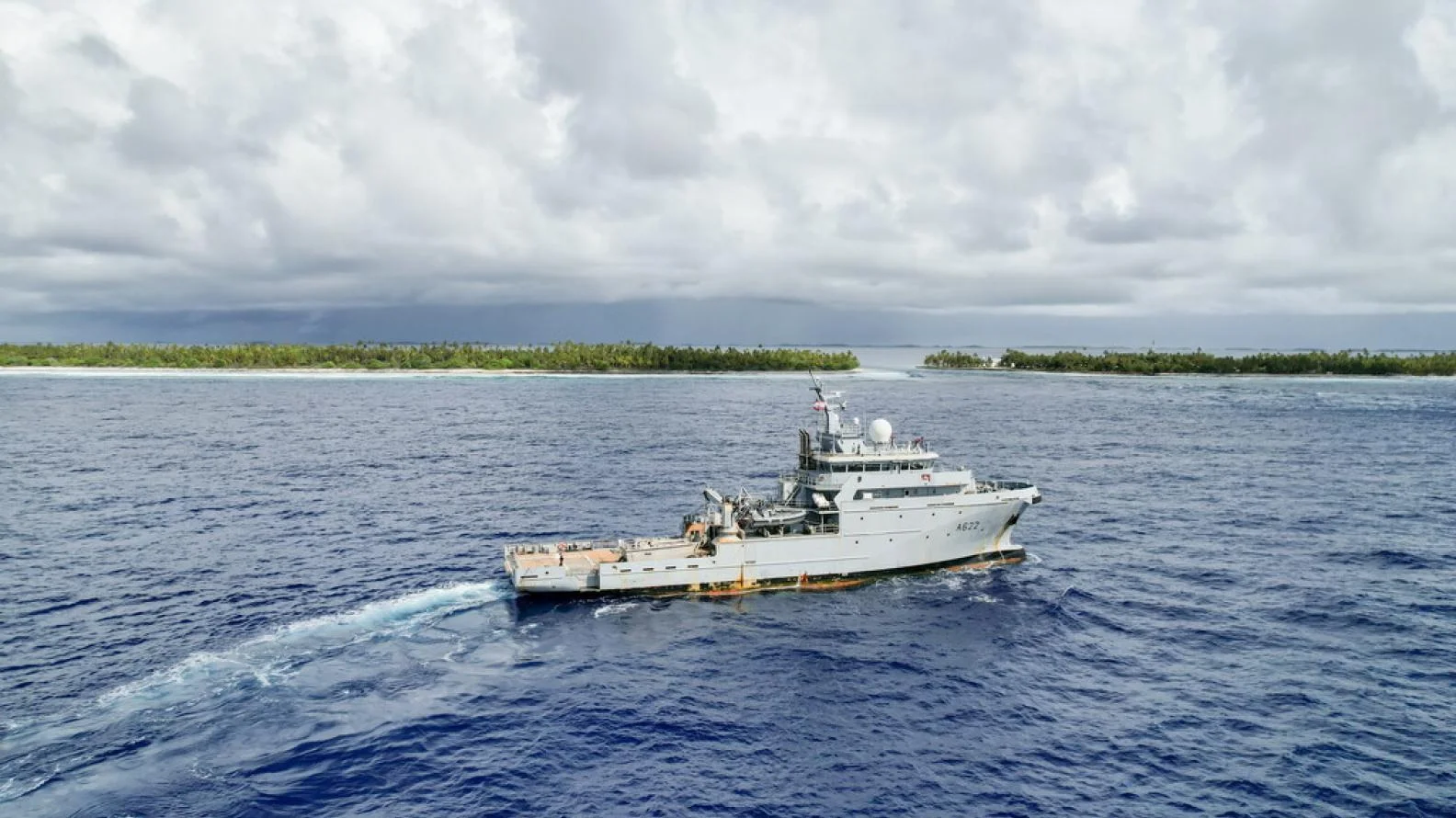 Le bâtiment de soutien Bougainville