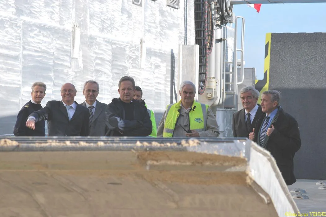 Le préfet maritime assiste à une démonstration du L-CAT