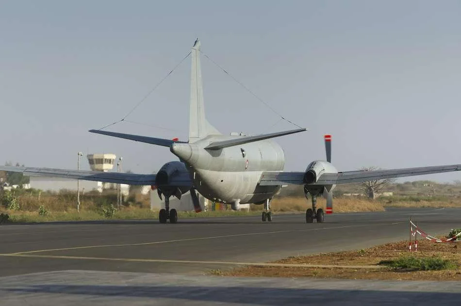Un avion de patrouille maritime Atlantique 2 décolle de sa base