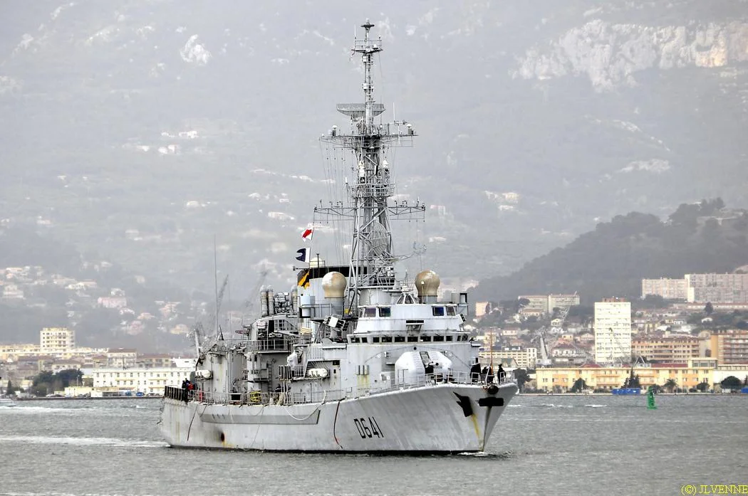 La frégate Dupleix appareille pour la mission Harmattan