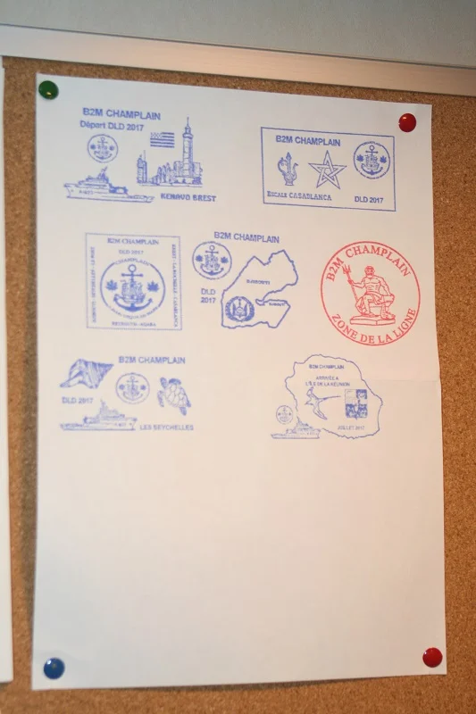 Les tampons utilisés pour les premières escales