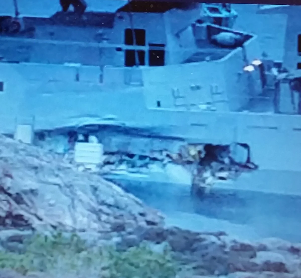 Les dégâts subis par la frégate HNoMS Helge Ingstad