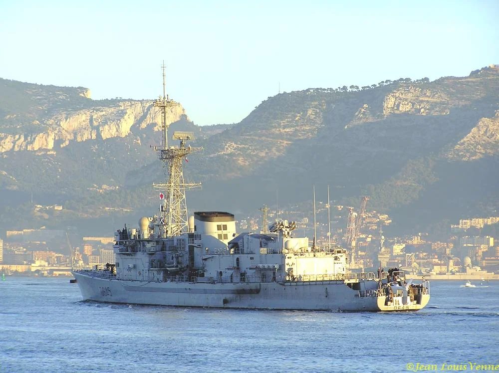 Escale Ã  Toulon du La Motte-Picquet