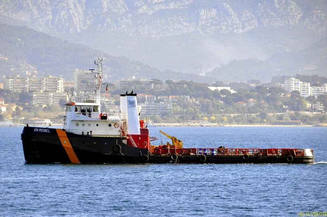 Le VN Rebel arrive à Toulon