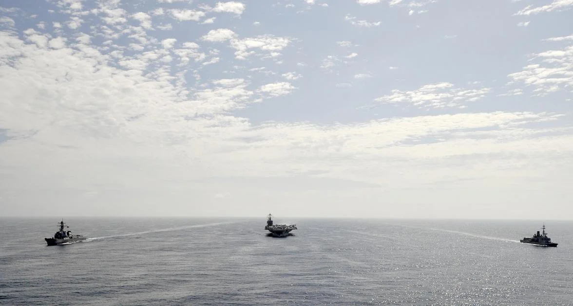 La frégate Jean Bart, le porte-avions USS Harry S. Truman et le destroyer USS Winston S. Churchill