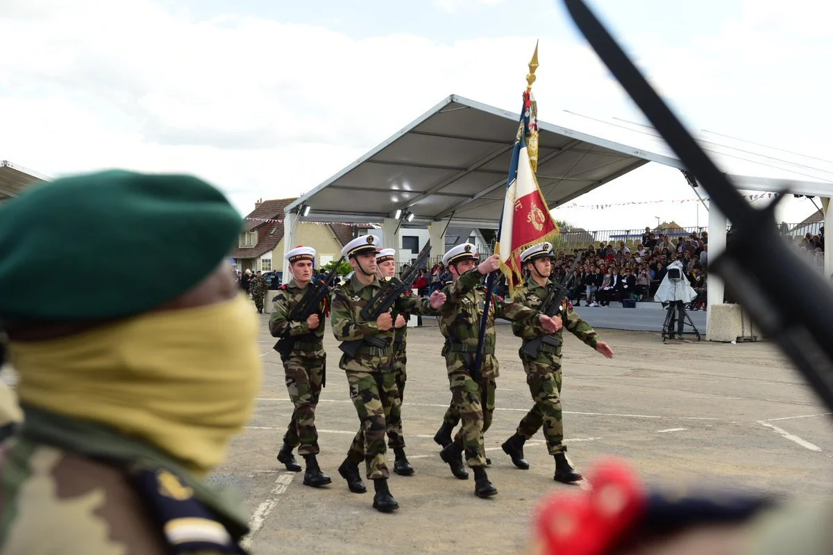 Cérémonie de tradition de l’École des fusiliers marins à Colleville-Montgomery