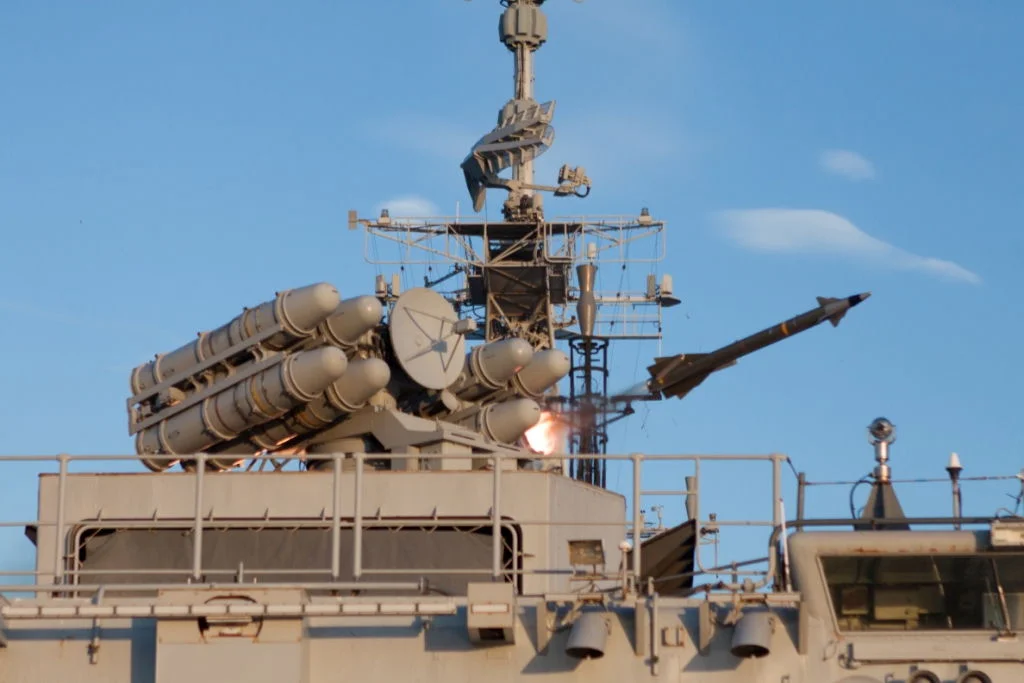 Tir de missile anti-aérien «Crotal»