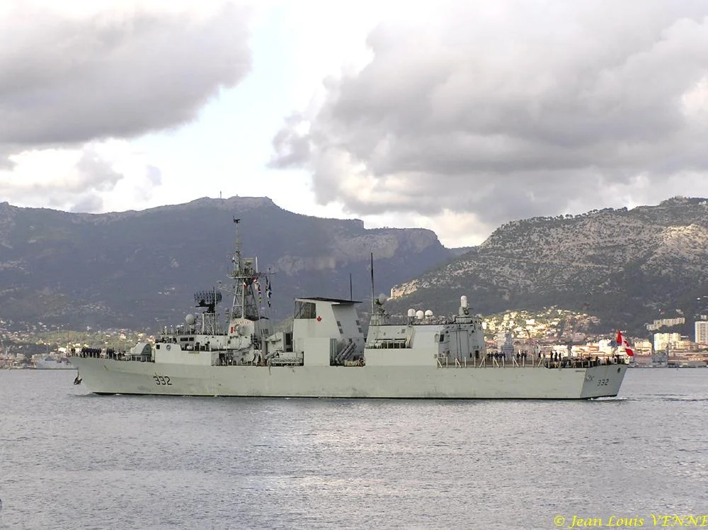 Arrivée à Toulon de la frégate canadienne Ville de Québec