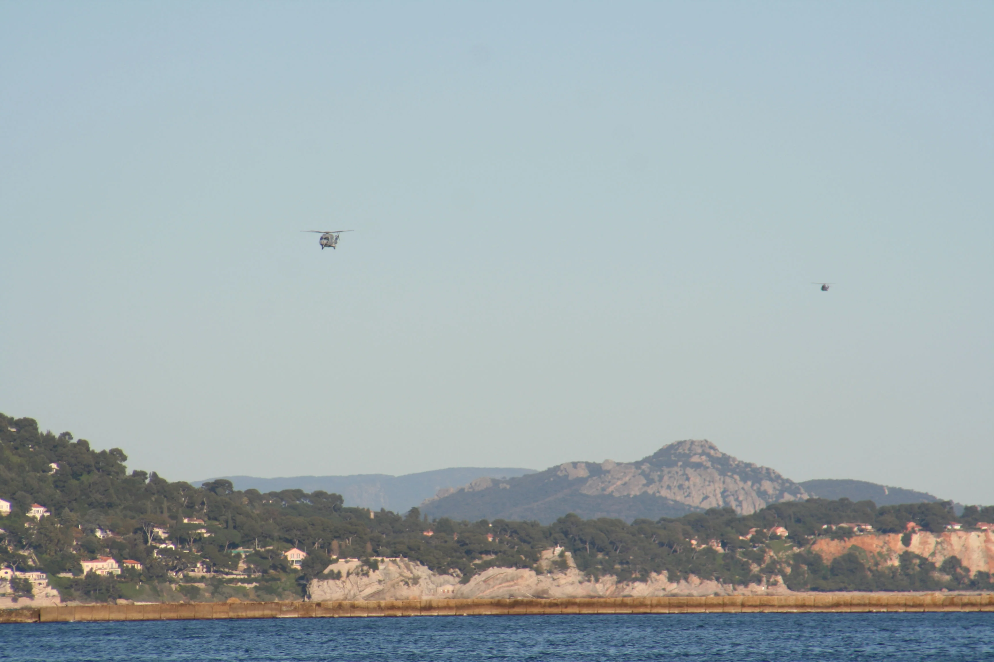Arrivée des hélicoptères
