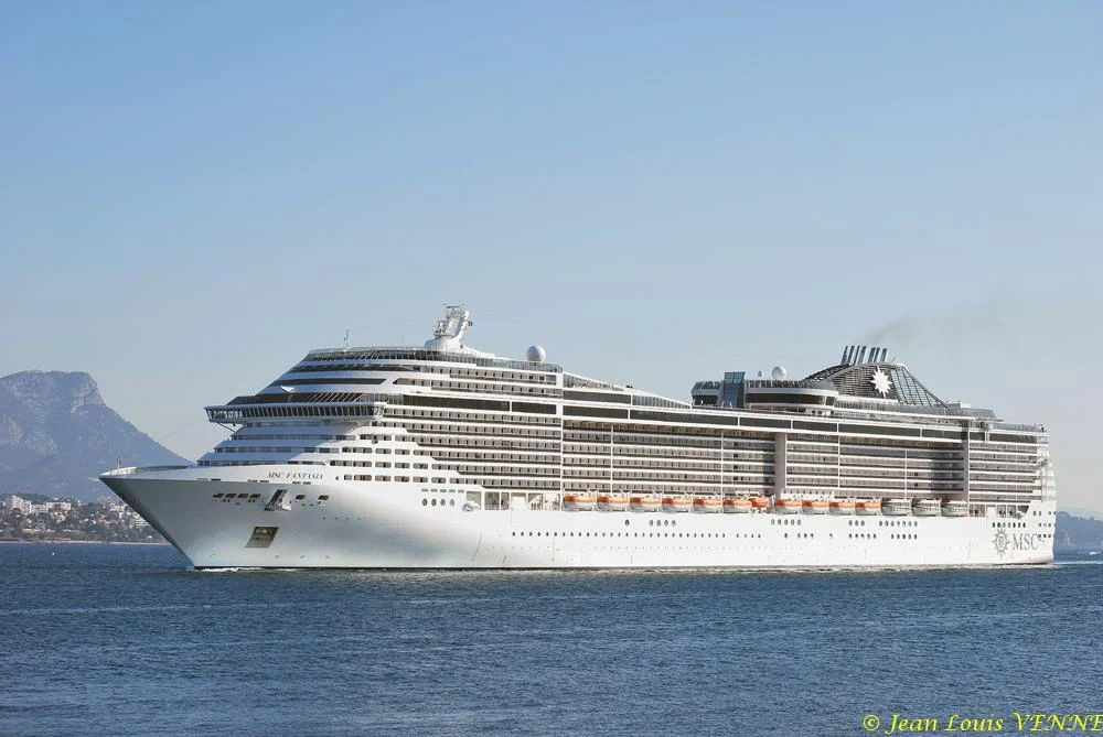 Escale surprise du MSC Fantasia à La Seyne sur Mer
