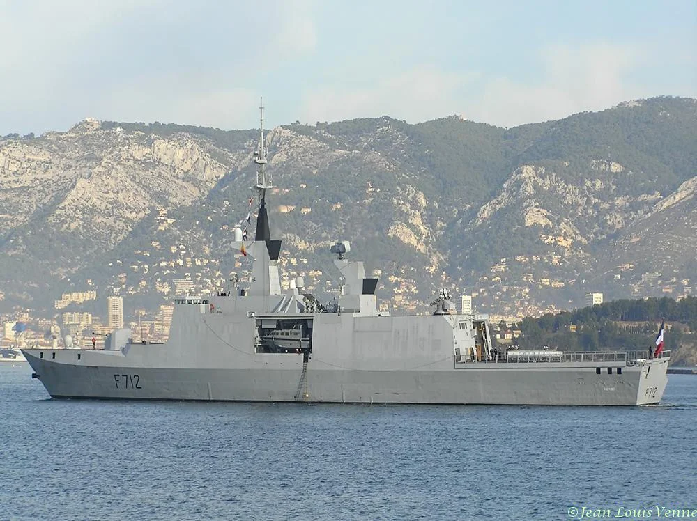 La frégate Courbet rentre du Liban