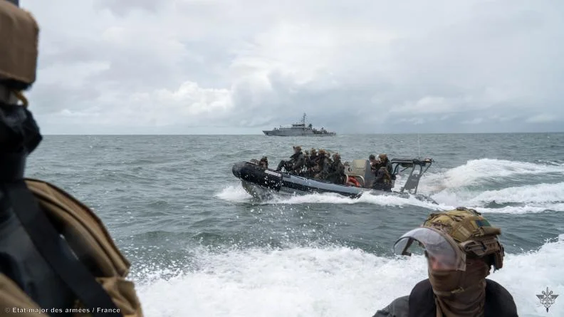 Opération de police des pêches au large des côtes guyannaises