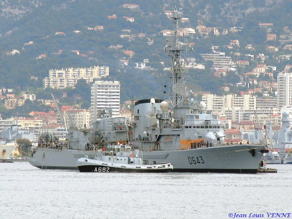 Le Jean de Vienne sort de bassin