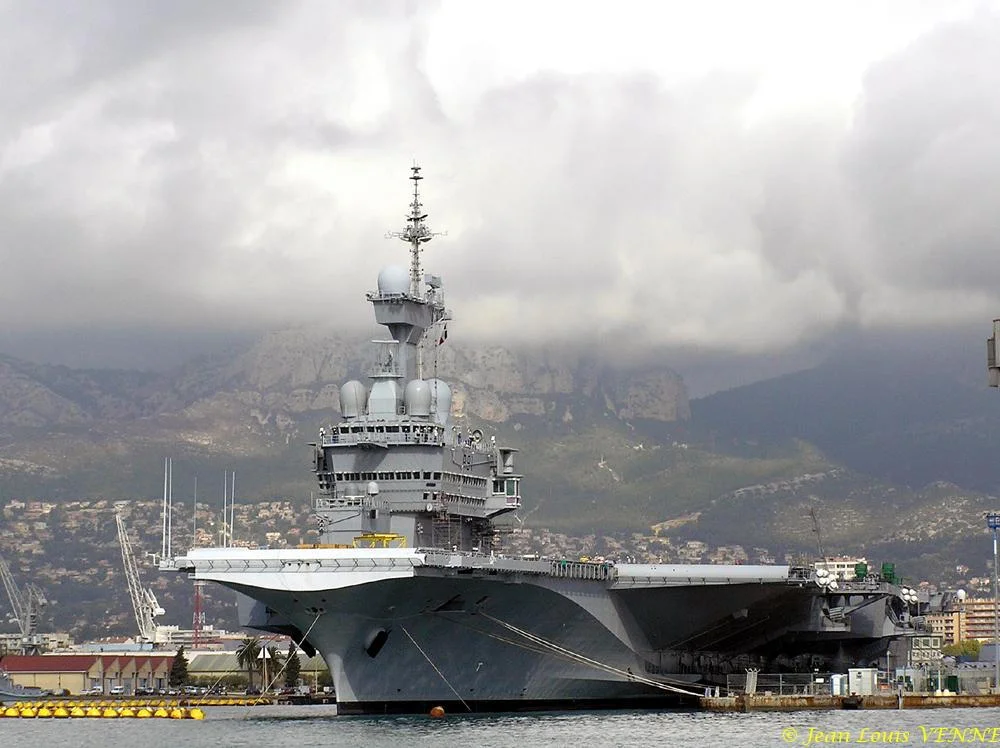 Le porte-avions Charles de Gaulle