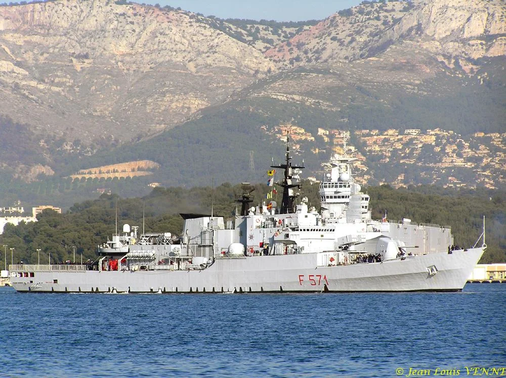 La frégate italienne Grecale